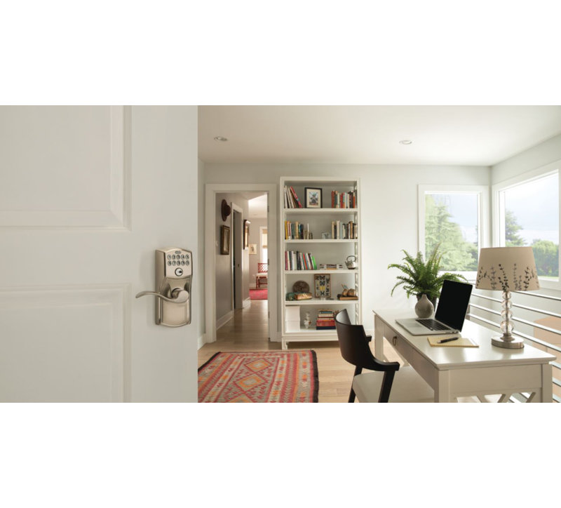 Accent Keypad Lever with Camelot Trim, Lifetime Brass, Right