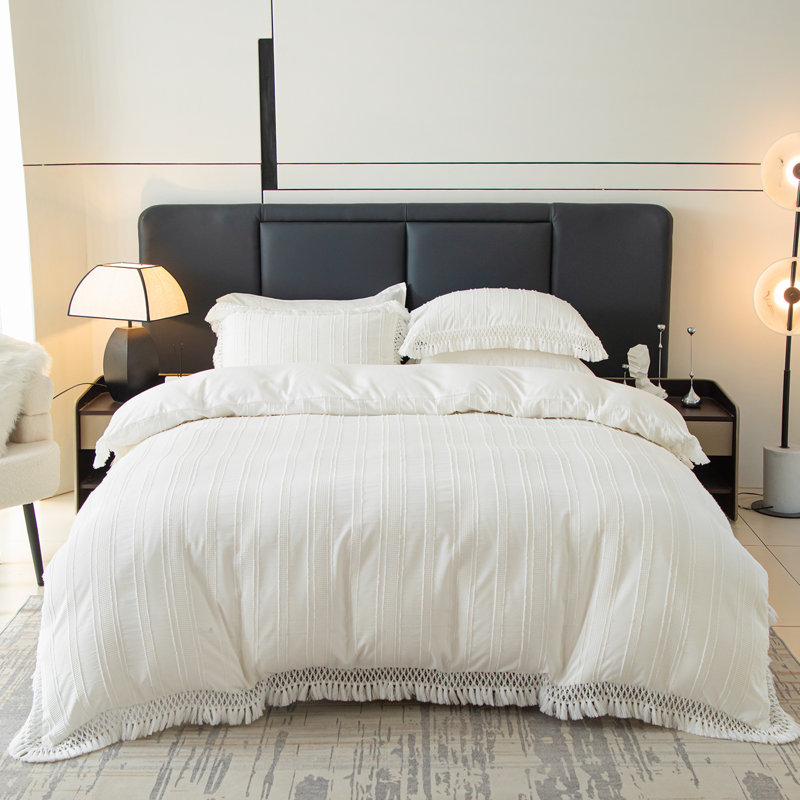 O’BREEZE Boho Striped Tufted Textured Duvet Cover Set with Tassel, Queen Duvet Cover + 2 Standard Pillowcases