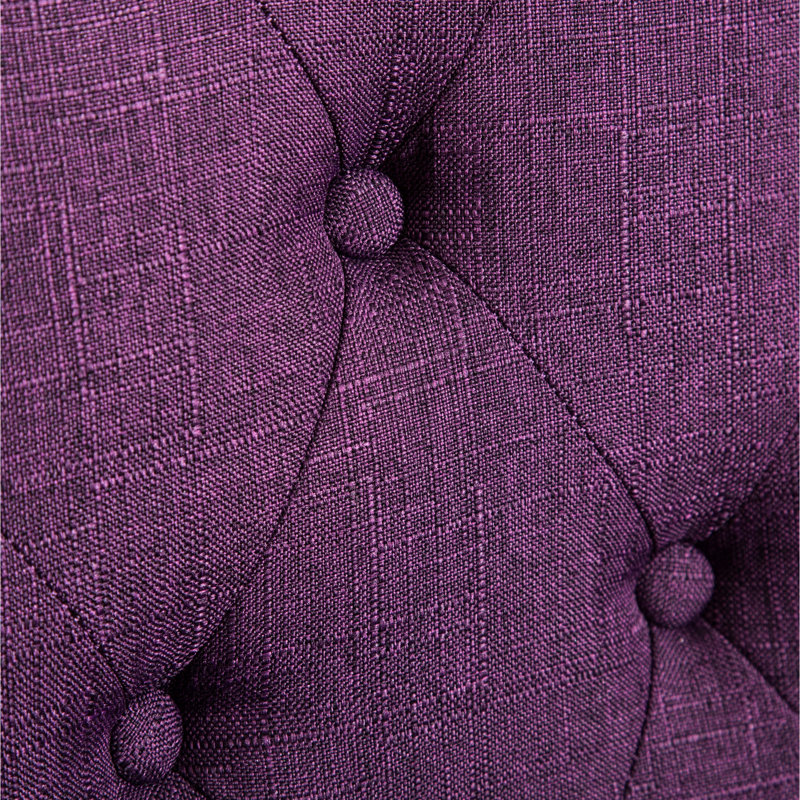 Ensemble de repas élégant 5 places : Table rectangulaire avec 4 chaises rembourrées, marron. Pieds tournés et assises imposantes.