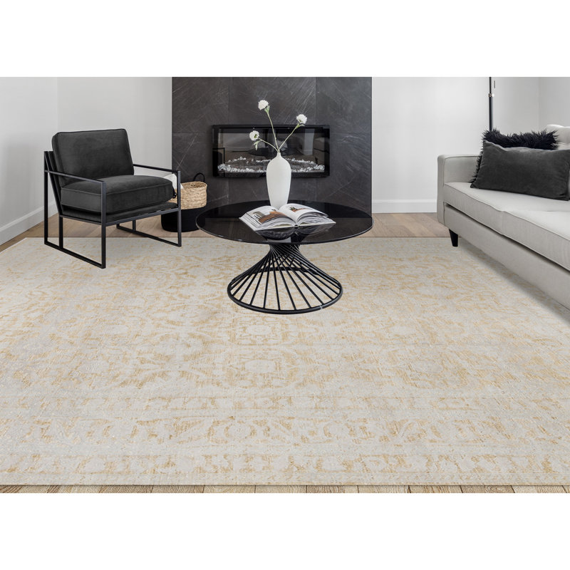 Ziegler Hand-Knotted High-Quality Gold Area Rug
