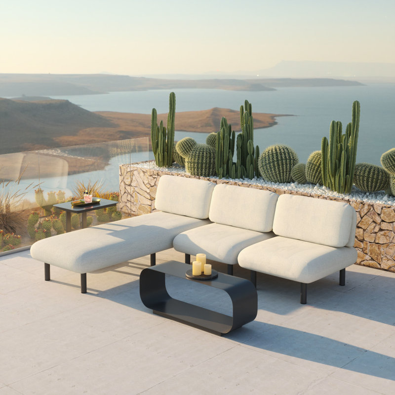 Chaise d'appoint en tissu beige Gracie Mills