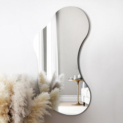 Free Form Mirror