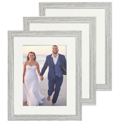 Single Picture Frame - Frames Included: 3