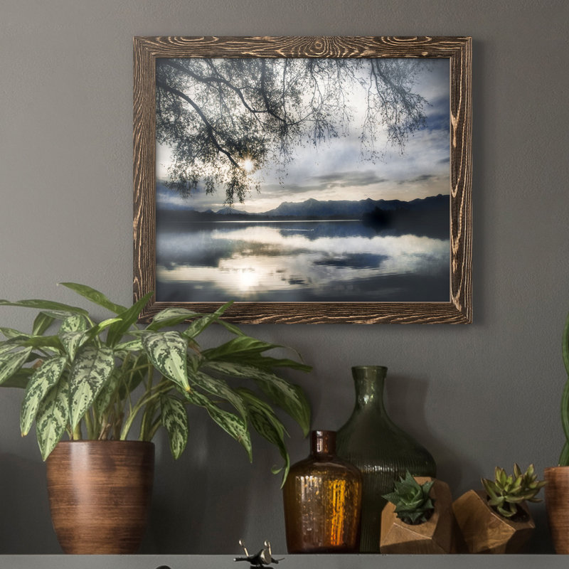 Staffelsee Lake - Floater Frame, reproduction de photo sur toile, Toile avec cadre en noyer, H 20 po x l 17 po x P 1,5 po