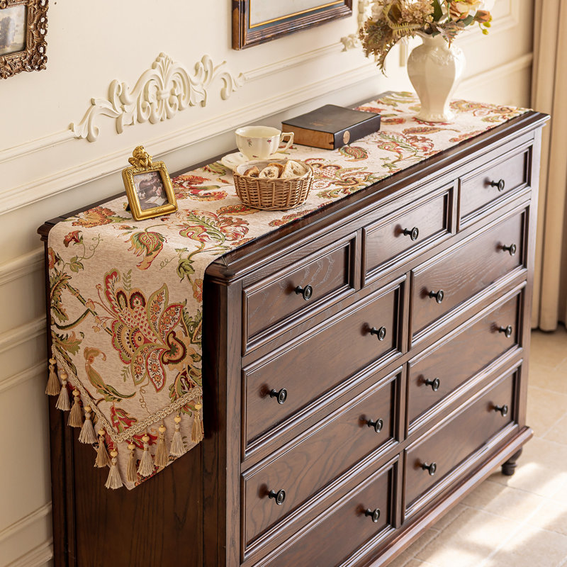 Chemin de table vintage en chenille à motif floral antidérapant avec pompons perlés, beige Palmera, 33 x 274 cm, 13" x 108"