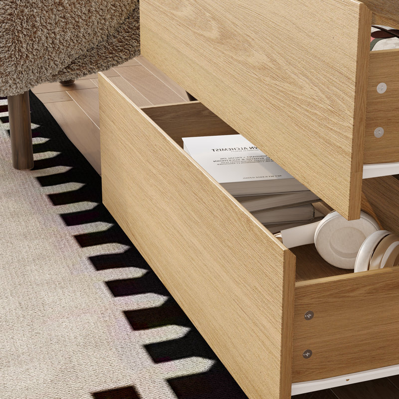 Villanova 3 - Drawer Bachelor's Chest, Yellow