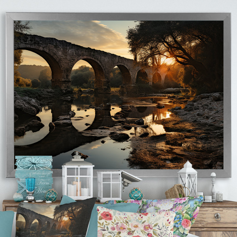 «Bridge To Nowhere Scenery» sur toile, H 16 po x l 32 po x P 1 po, Cadre simple argenté
