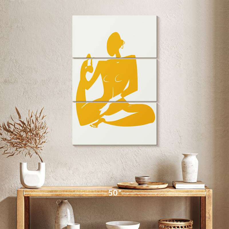 Sirpi nu de yoga en jaune, H 38 po x l 24 po