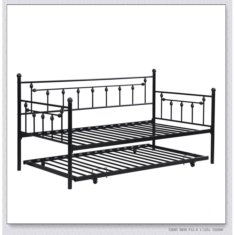 Daybed With Trundle