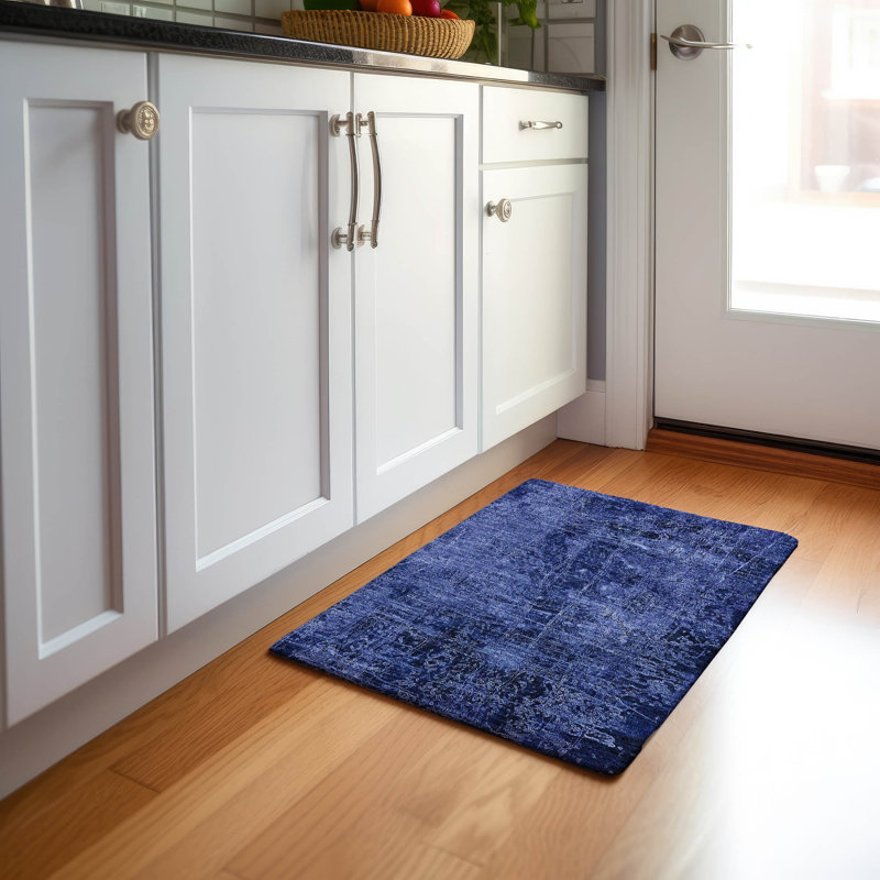 Premium Machine Washable Cerrito AMF559 Navy Rug, Rectangle 1'8" x 2'6"