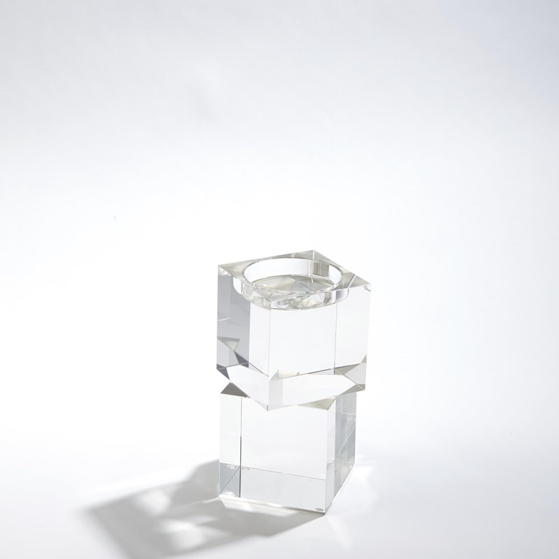 Escalier Pillar C/H, 8' H x 5.5" W x 5.5" D