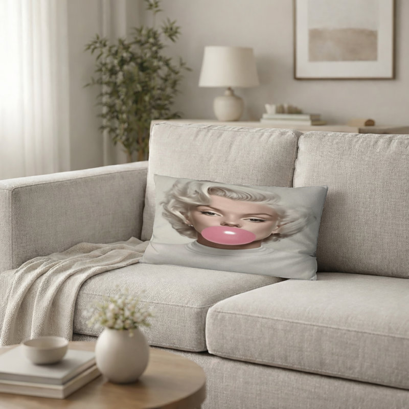 Coussin rose avec imprimé pop art Marilyn, H 12 po x l 20 po