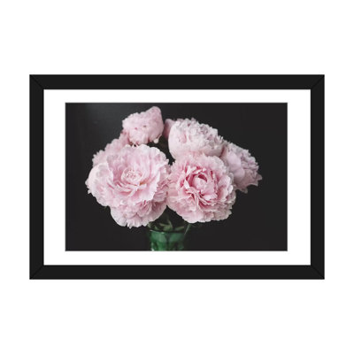 «Pink Peony on Black III», reproduction de photo sur toile