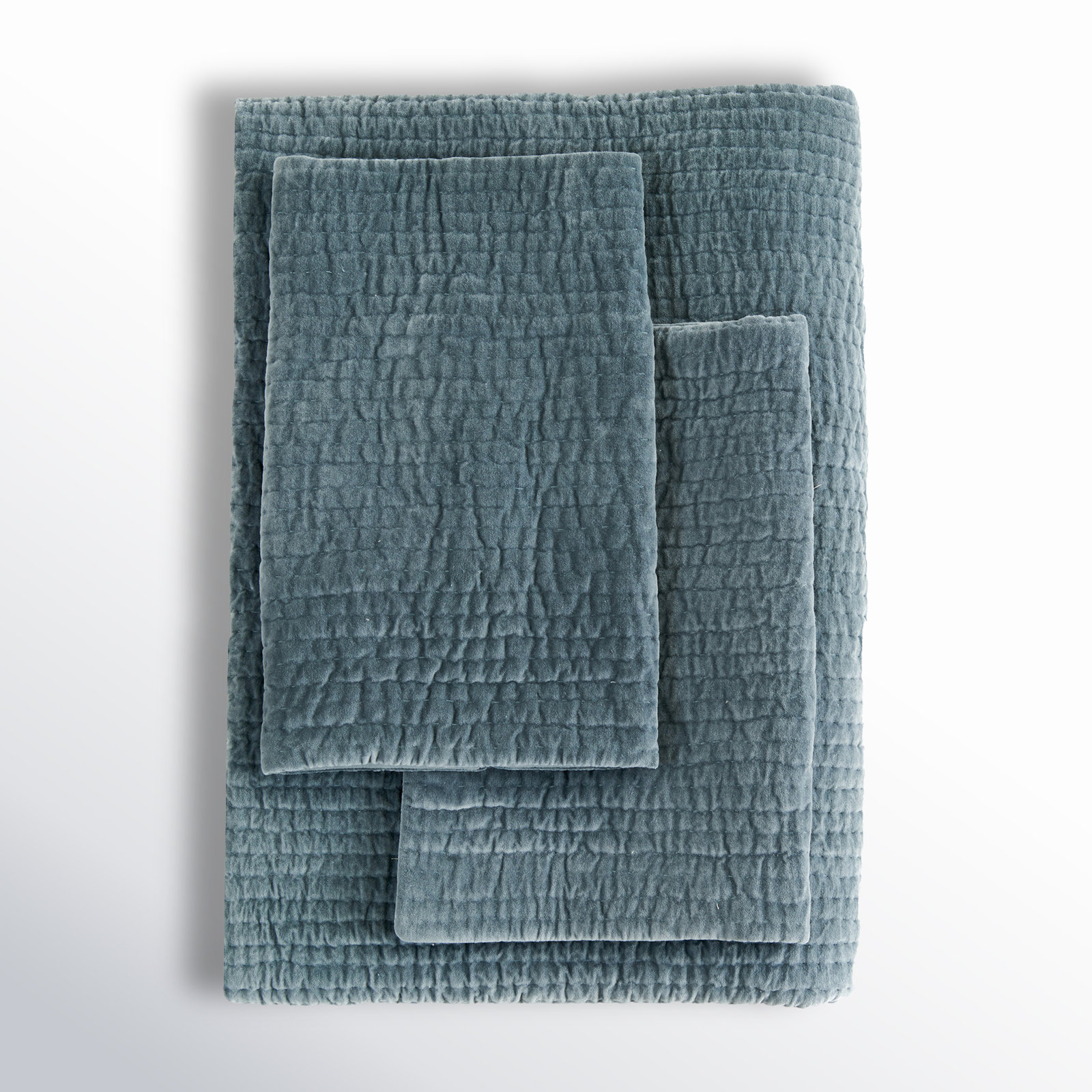 Chambord Cotton Quilt Set, Queen Quilt + 2 Standard Shams, Teal