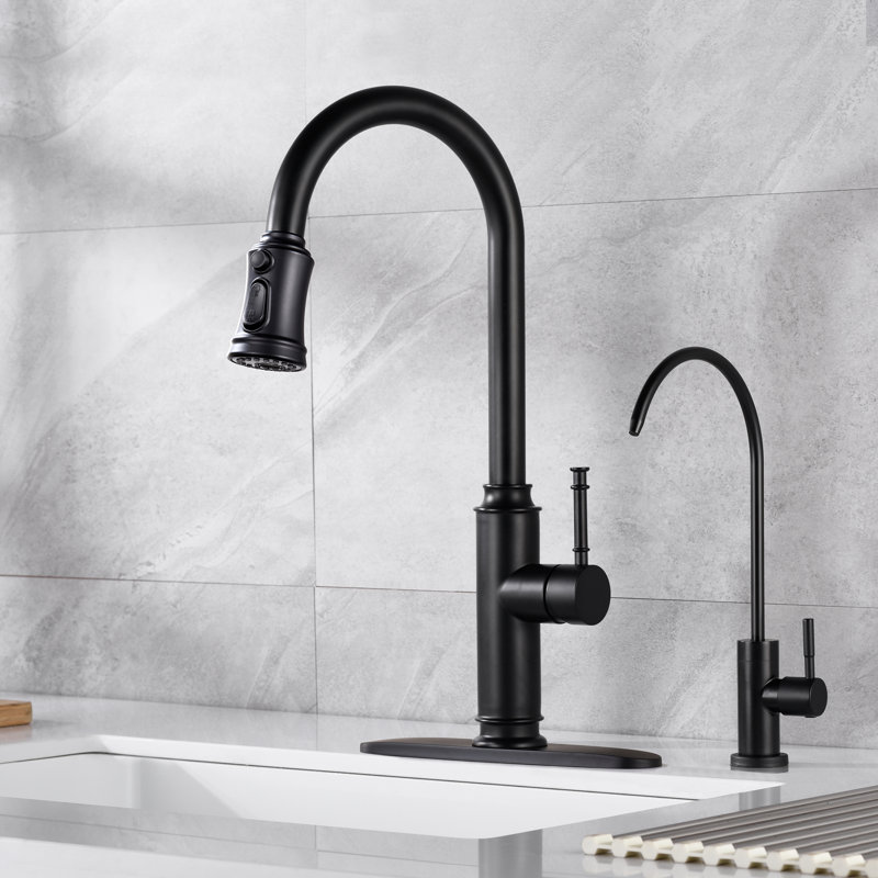 Sumerain S6132P-XX-6133 Pull Out Kitchen Faucet, Matte Black