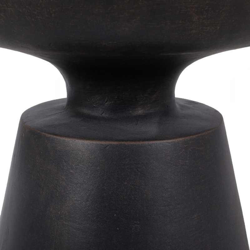 Table d'appoint d'extérieur en béton léger