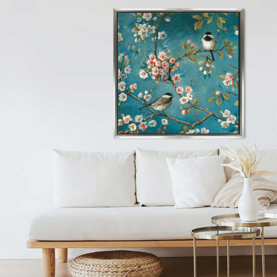 "Blossom I Crop" par Lisa Audit, reproduction sur toile dans un cadre flottant argenté