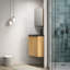 Meuble-lavabo de salle de bain ZURI de 30 po, armoire de rangement flottante triangulaire murale en contreplaqué avec une porte, lavabo intégré en résine noire, convient aux coins, préassemblé, couleur grain de bois naturel