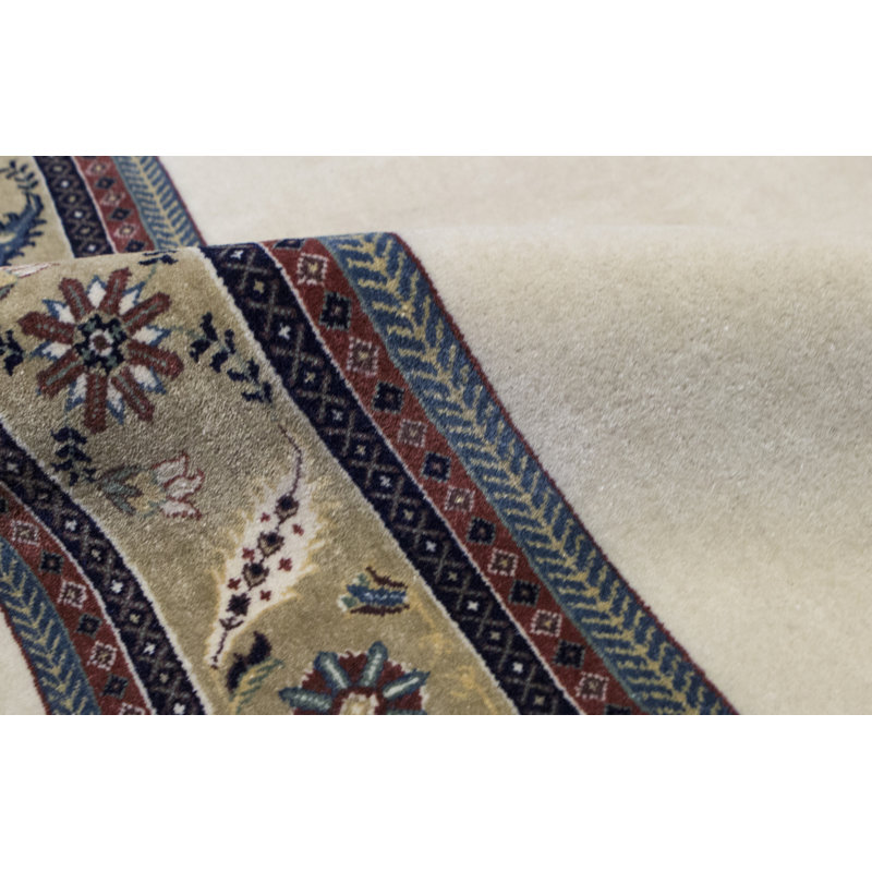 Tapis chameau noué à la main de haute qualité