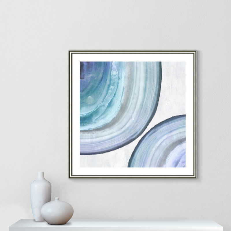 «Endless Blue II» par Eva Watts - reproduction d'art, H 33,25 po x l 33,25 po x P 0,88 po, Papier avec cadre argenté
