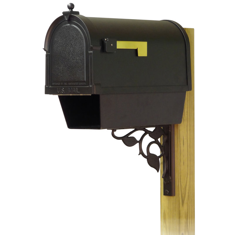 Berkshire Aluminum Post Mounted Mailbox