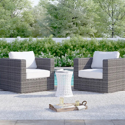 Chaise de patio confortable avec coussins - entièrement assemblée