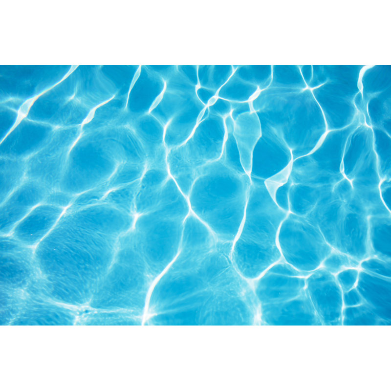L'eau dans la piscine par Alexander_Tarassov - impression sur toile tendue, L 36 po x H 24 po