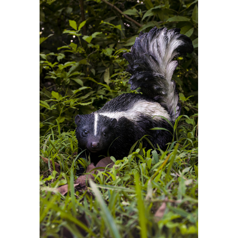Walking Skunk Statue