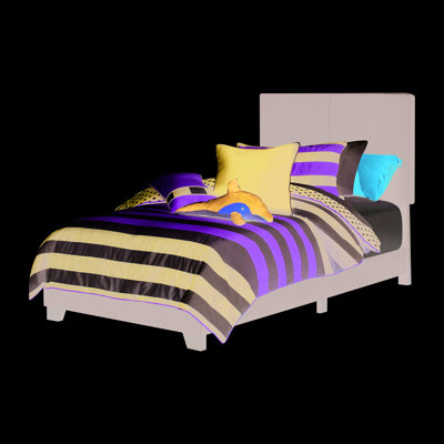 Lit simple à panneau noir en similicuir lisse, offrant un environnement de sommeil confortable et une chambre à coucher créant un espace de détente