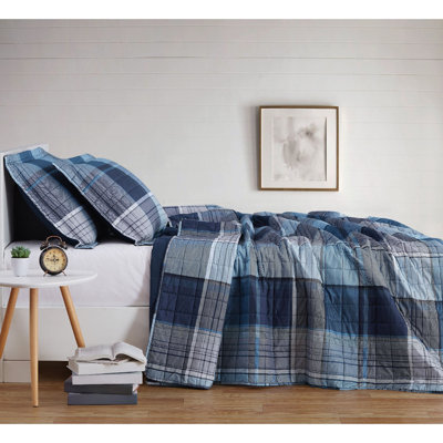 Polyester Plaid Quilt
