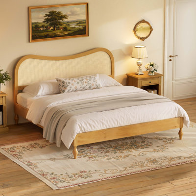 Lit plateforme de style moderne du milieu du siècle avec tête de lit incurvée en rotin, style bohème scandinave naturel, lit queen size pour chambre à coucher, sommier non requis