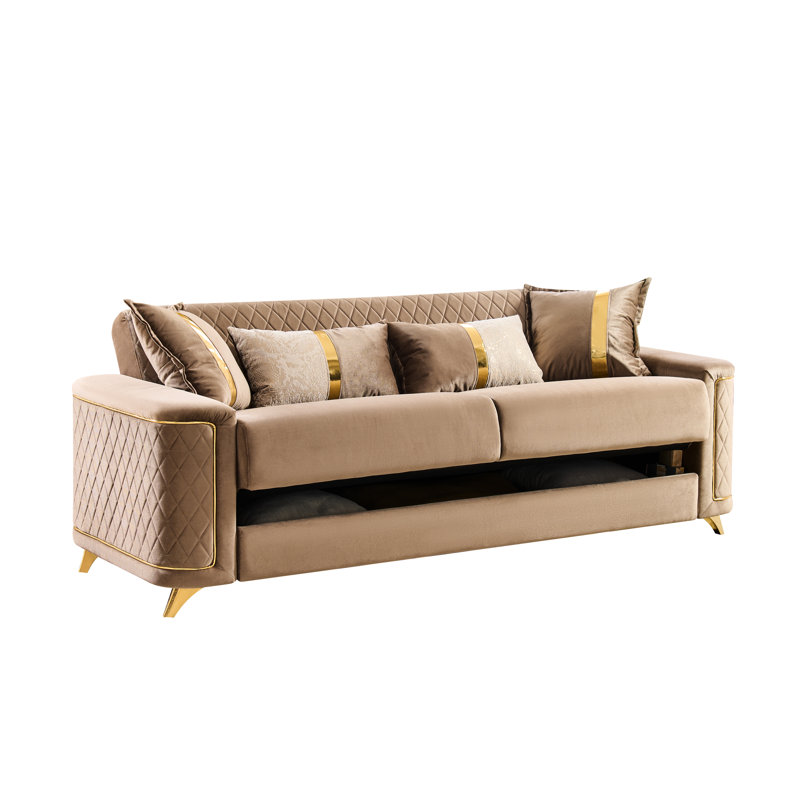 Canapé moderne 3 places avec revêtement en cuivre, dossier ferme et mousse haute densité, idéal pour les pièces à vivre principales. Style contemporain, finitions cuivre, structure en bois et mousse haute densité.