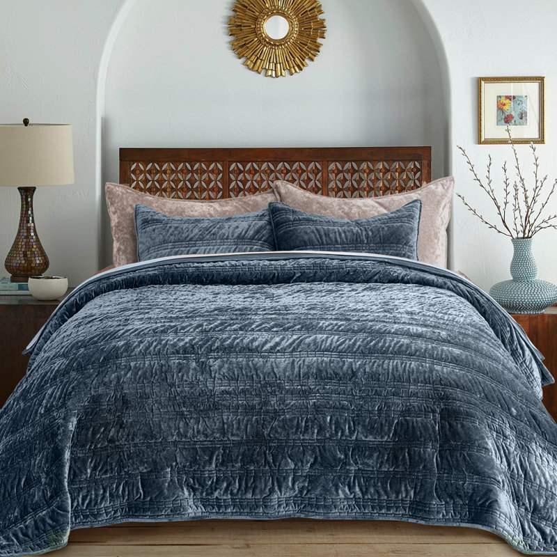 Ruched Crushed Velvet Quilt Set, Queen Quilt  + 2 Queen Shams, Stormy Blue