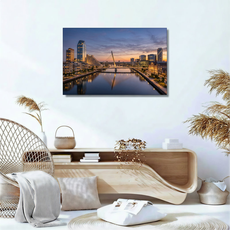 Ensemble de 1 tableau sur toile représentant la silhouette de la ville, 32"H x 48"W, Wrapped Canvas