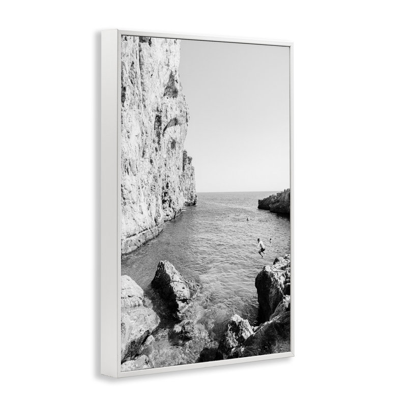 The Dive Cove, estampe numérique encadrée de Sissi et Seb, Giclée encadrée blanc bord de mer, H 30 po x l 20 po