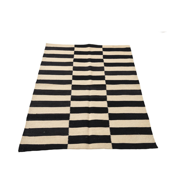 Tapis noir et blanc Noor