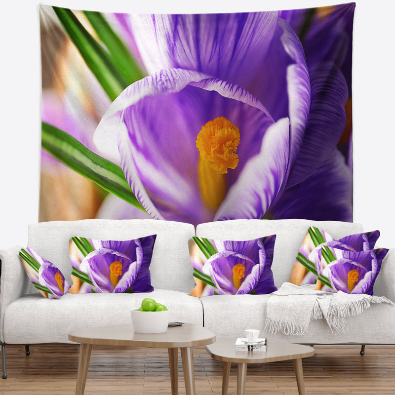 Tapisserie fleur crocus floral, H 50 po x l 60 po