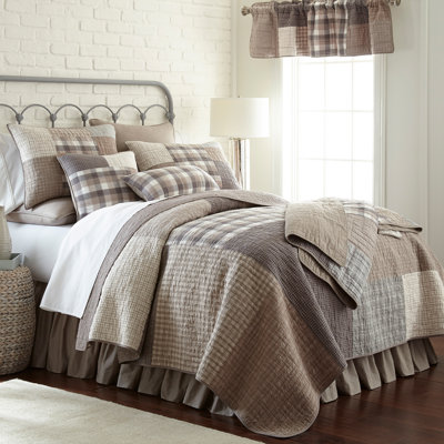 Donna Sharp Smoky Square Pieced Cotton King Quilt
