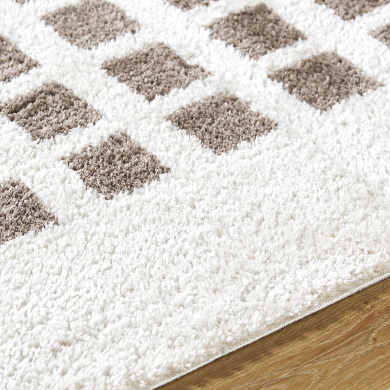 Tapis en polyester tissé à la machine à motif géométrique beige clair Kyro, Rectangle 6 pi 7 po x 9 pi
