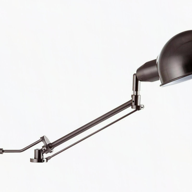 Lampe de table réglable en métal de 24,5 po de hauteur avec bras pivotant perchoir, finition argentée