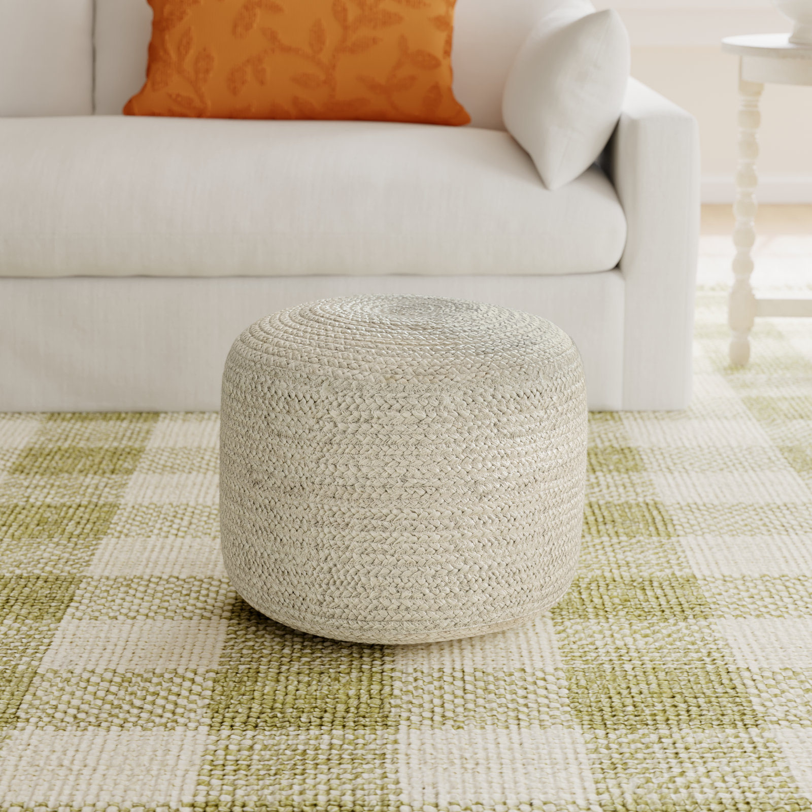 18" Round Pouffe, White