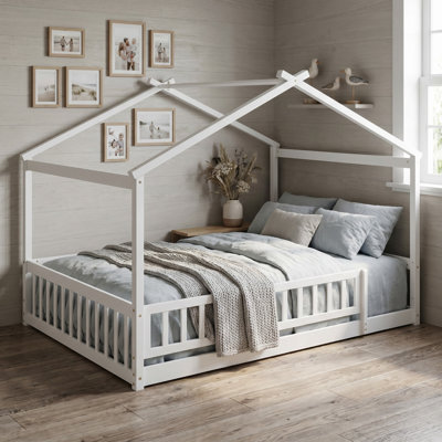 Lit en bois pleine grandeur de style maisonnette avec clôture de sécurité, couleur: blanc pur