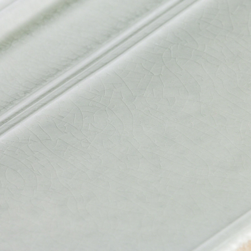 Nabi 6X8 Crackled Glass Base Molding Liner, Tundra Gray