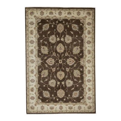 Tapis de haute qualité noué à la main