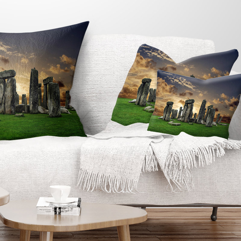 Coussin Schafer Landscape Stonehenge