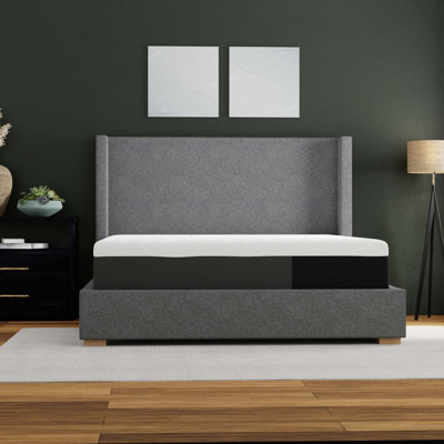 Matelas en mousse viscoélastique infusée de gel Essentials Plush