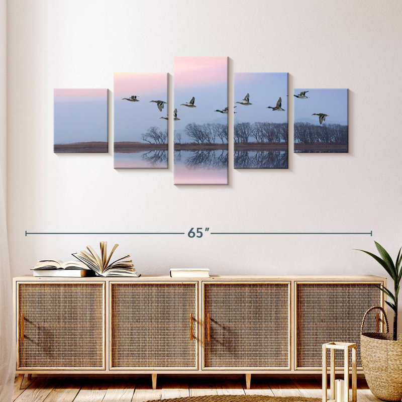 Ciel rose sur les canards, H 24 po x l 55 po