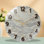 Horloge murale élégante en marbre blanc avec grands chiffres - horloge murale moderne en verre 12 po