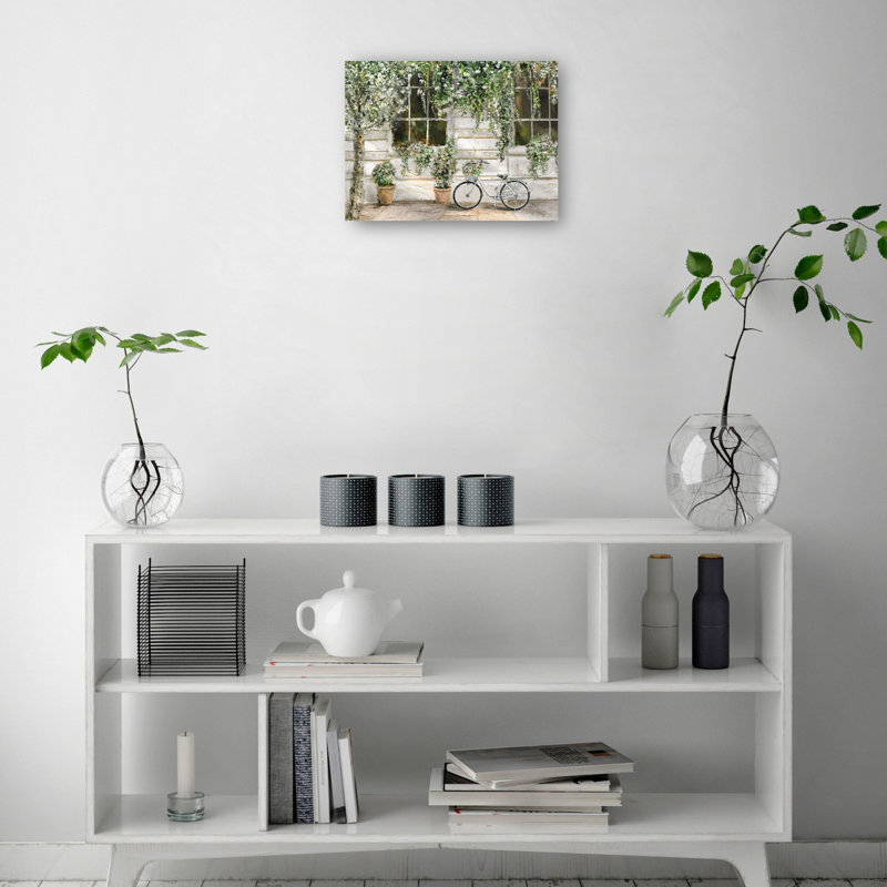 Dans La Ville by Studio Arts Canvas Art Print, 11" H x 14" W