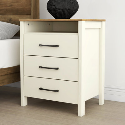 Allysyn 26.1" 3 Drawer Nightstand